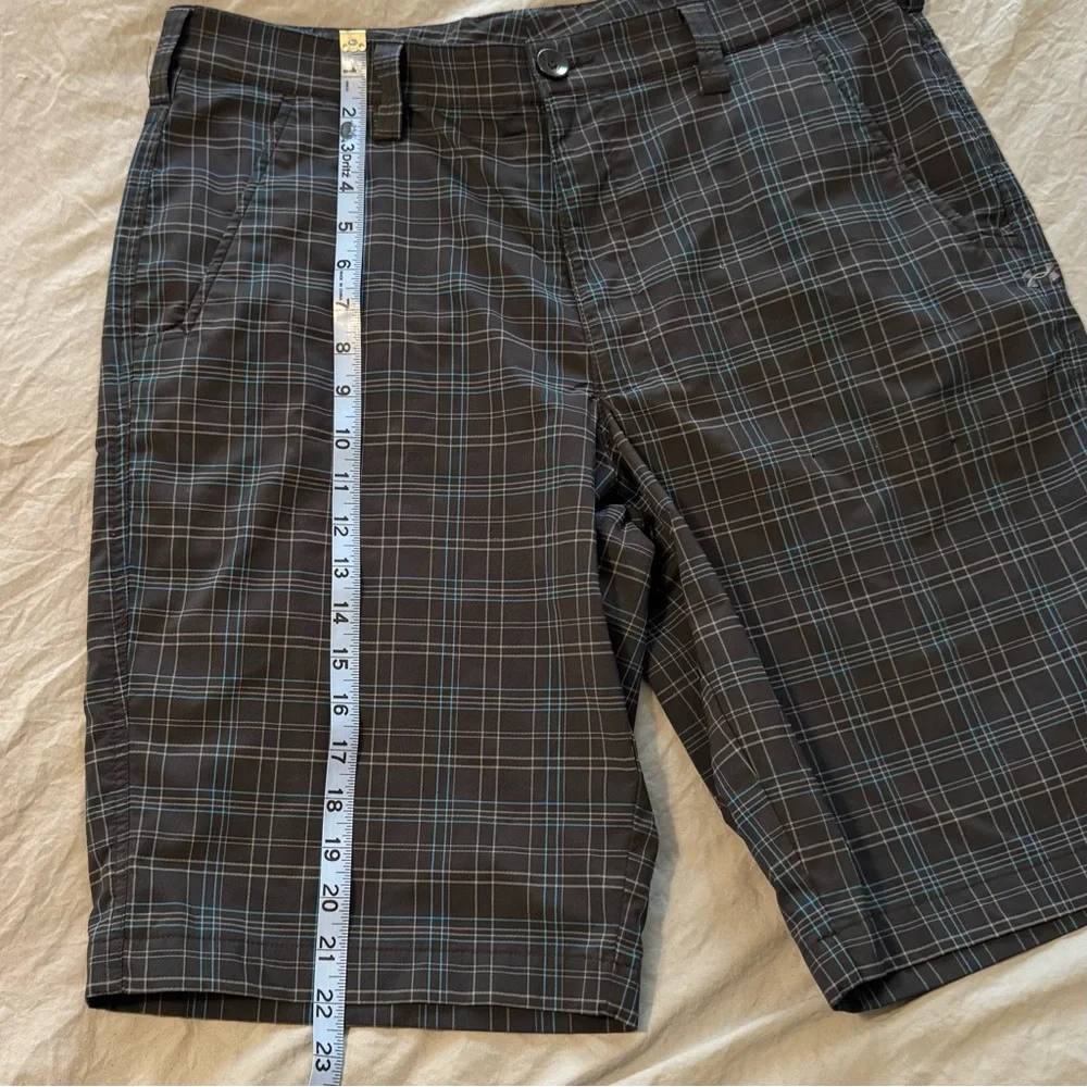 Under Armour Heatgear Golf Shorts‎ Chino Style Moisture Wicking Men’s Size 34